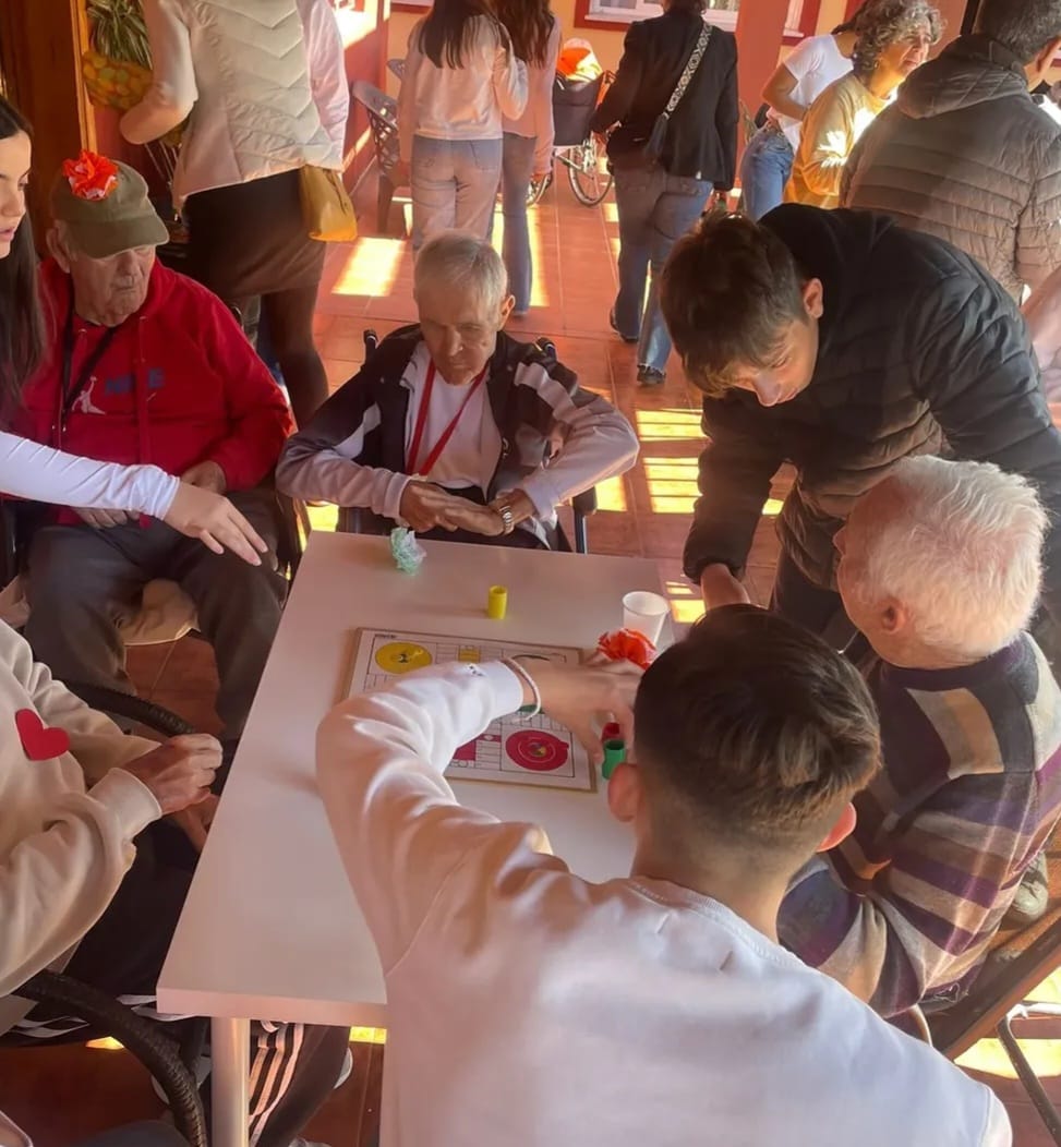 Experiencias intergeneracionales: cuando jóvenes y mayores se&nbsp;encuentran